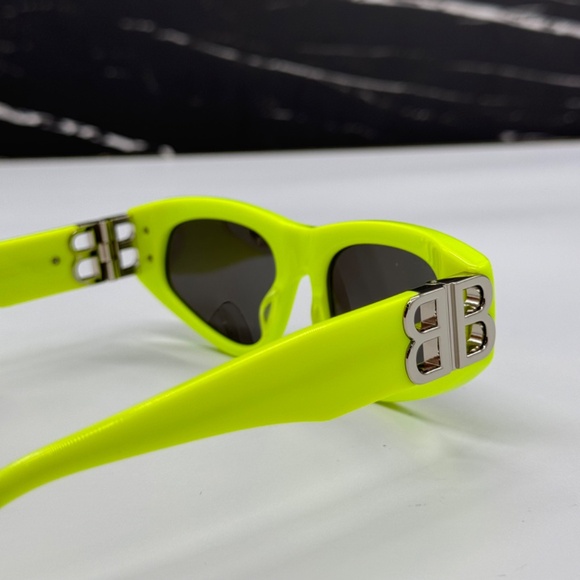NEW BB0095S 007 BALENCIAGA YELLOW GREY WOMEN CAT EYE BALENCIAGA SUNGLASSES - Picture 6 of 10